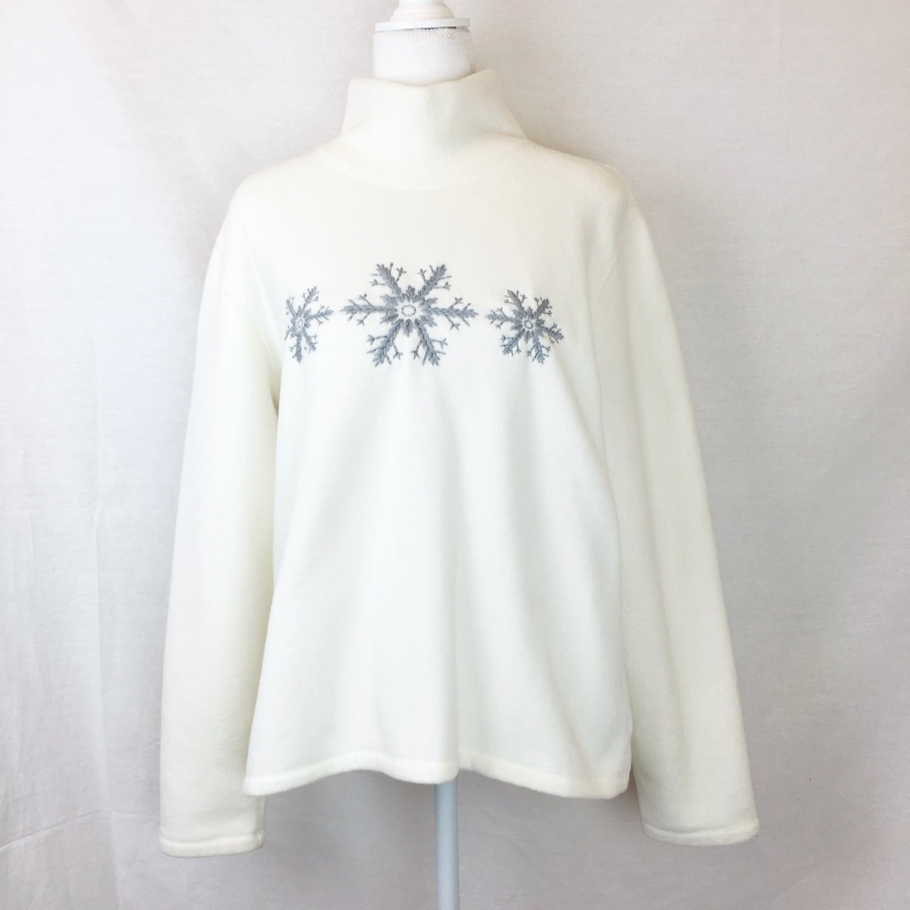 Lands’ End White Turtleneck Snowflake Fleece